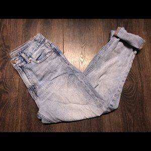 American Eagle Mom Jeans